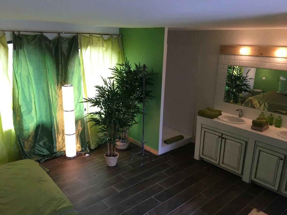 Mas Des Terres Rouges Villa Vezenobres Kültér fotó